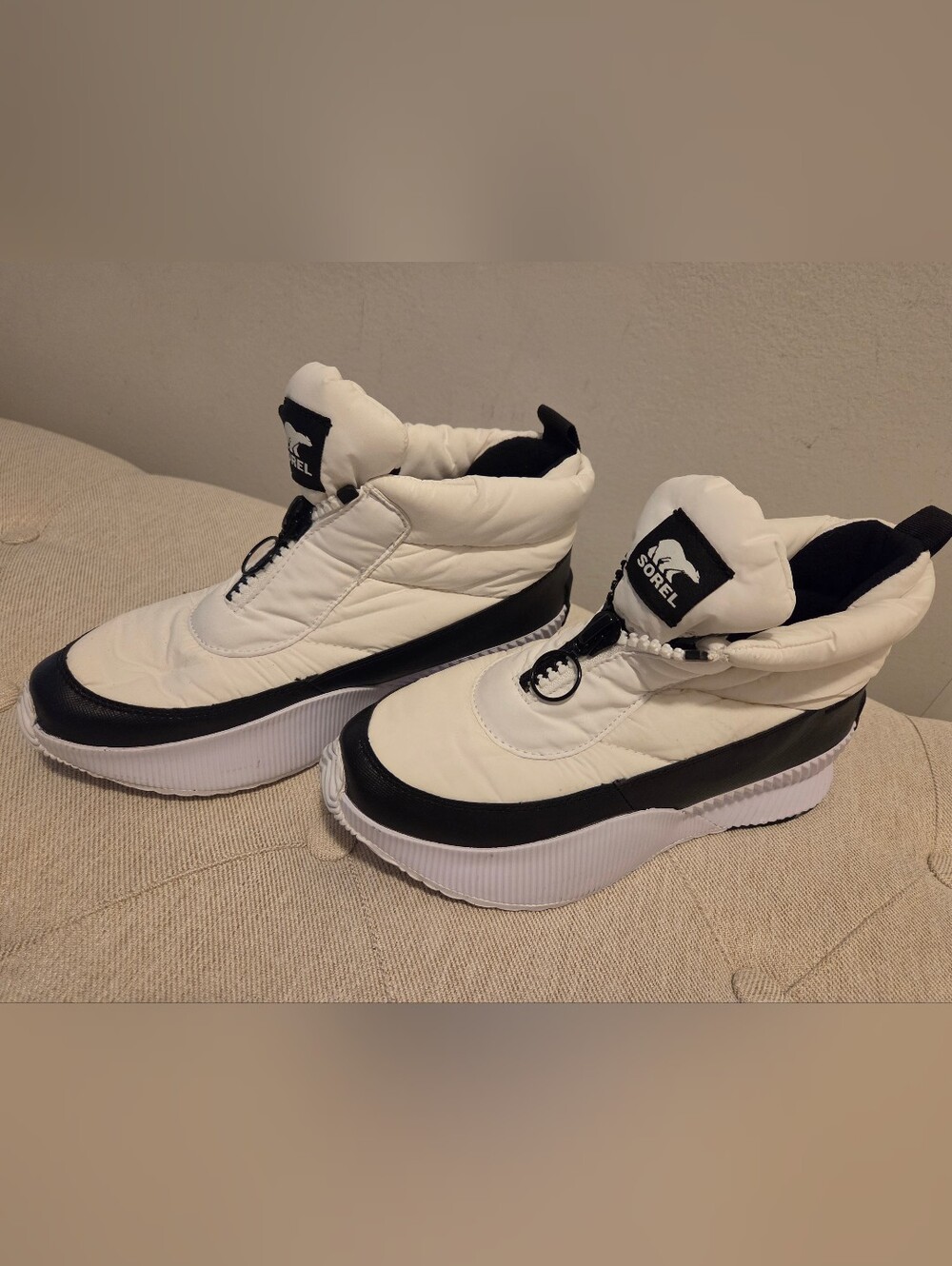 Sorel White and Black Quilted Slip-On Winter Boots